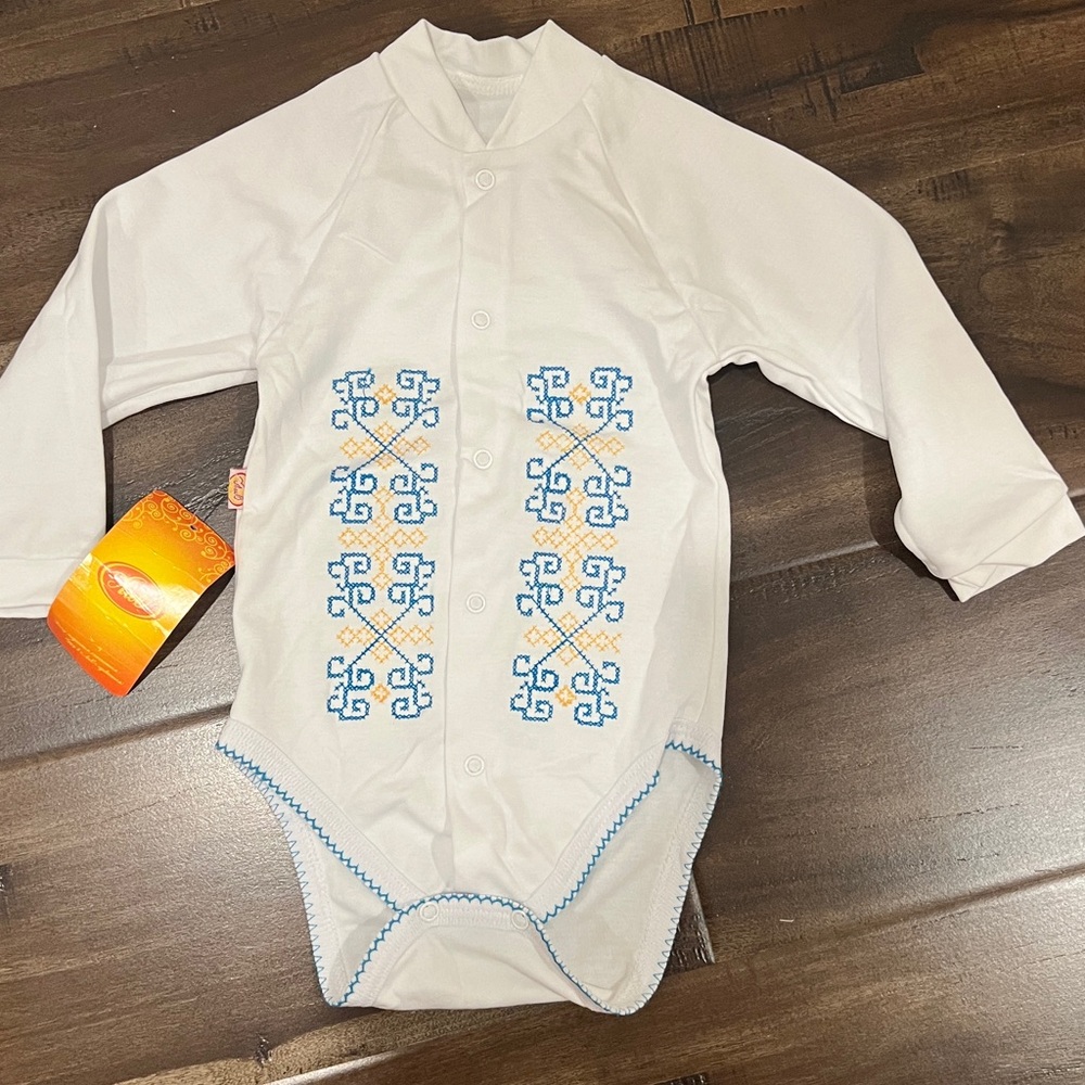 Ukrainian traditional embroidered white onesie 12 months 8 months